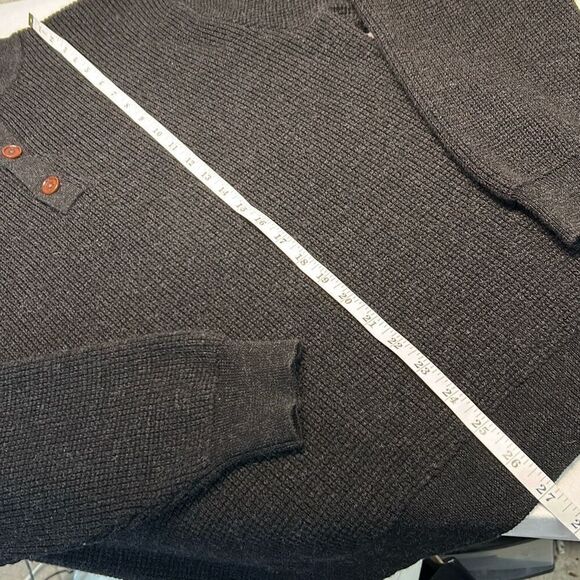 Orvis Black Button Mockneck Sweater 100% Wool Mens Sz Large Leather Trim Knit - Picture 9 of 10